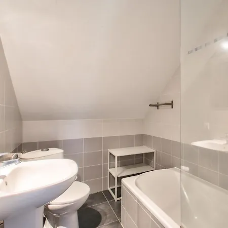 Nocnoc - Du Vieux Pressoir, Piscine Chauffee Et Couverte