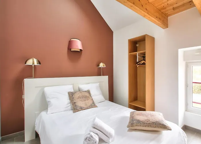 Nocnoc - Du Vieux Pressoir, Piscine Chauffée Et Couverte *